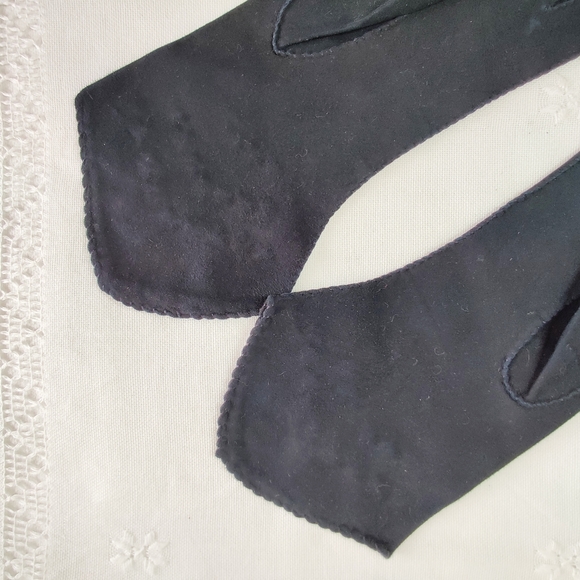 Designer Black Gloves Suede Leather, Fancy Cut Work Detail Vintage New Condition - Picture 7 of 10